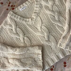 Carly Jean Los Angeles Chunky Sweater